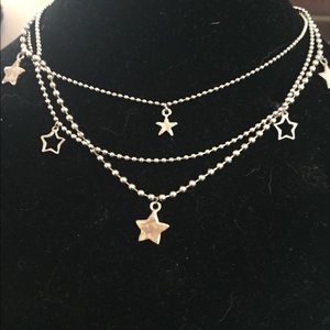 Silver star layer necklace